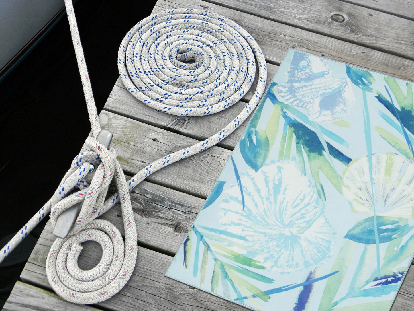 Coral Coast Olivia's Home Accent Rug Ocean Themed Washable Rug 22" x 32"