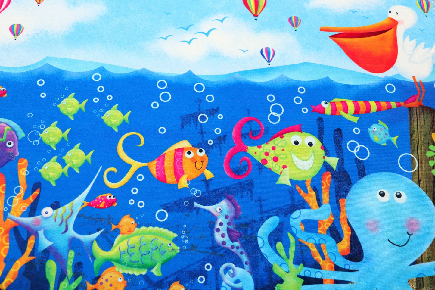Party Under The Sea Olivia's Home Accent Rug with Fish Crabs Ocean Coastal Washable Rug 22" x 32"